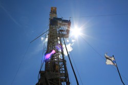 Oil rig in North Dakota (photo: Lindsey G)
