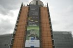 Berlaymont building Brussels with energy poster (photo: Europe by satellite)