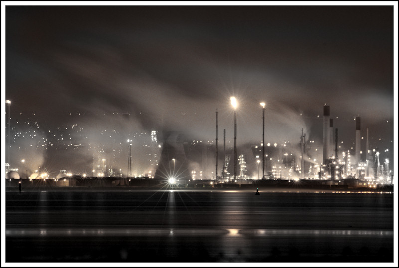 Grangemouth oil refinery owned by Petroineos, a joint-venture of Ineos and PetroChina (photoBryan Burke)