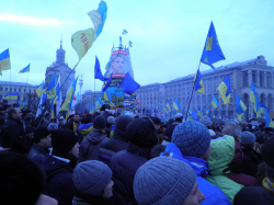 Euromaidan, Plaza de la Independencia, Kiev, December 2013 (credit: Jose Luis Orihuela, via Flickr)