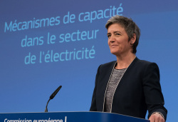 Margrethe Vestager presents sector inquiry electricity capacity mechanisms (photo Europe by Satellite)